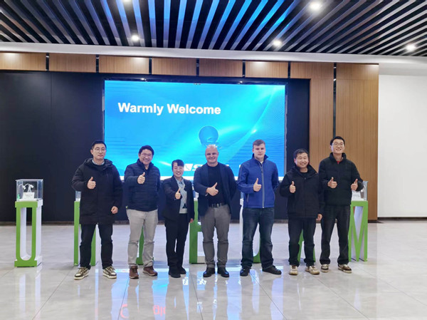 英国の顧客工場監査が正常に完了し、独占的な製品カスタマイズが合意されました